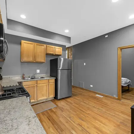 Drexel Apartment