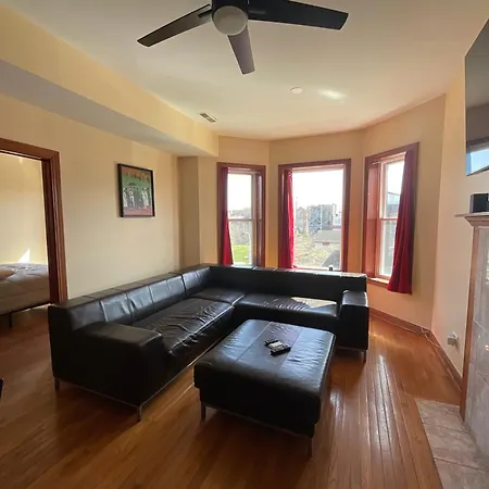 Drexel Apartment Chicago