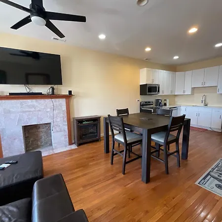 Drexel Apartment