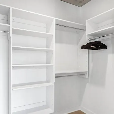 Landing Modern With Amazing Amenities Apartment *
