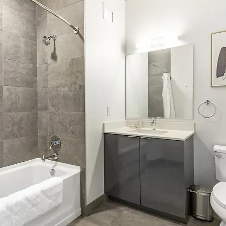Landing Modern With Amazing Amenities Apartment *
