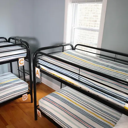 Wrigley - (adults Only) Hostel *