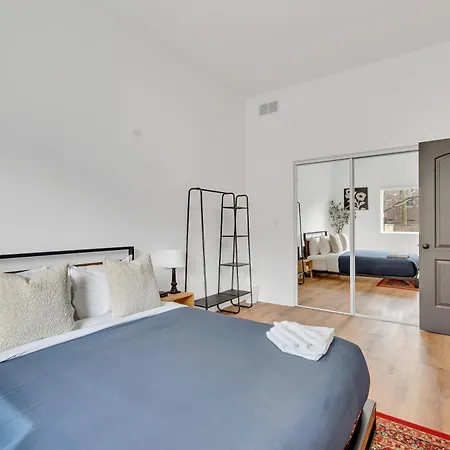 Bright Modern 4bd 2ba In The Heart Of Wrigleyville Apartment Chicago