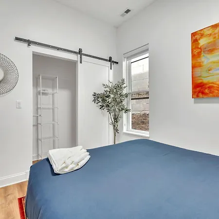 Bright Modern 4bd 2ba In The Heart Of Wrigleyville