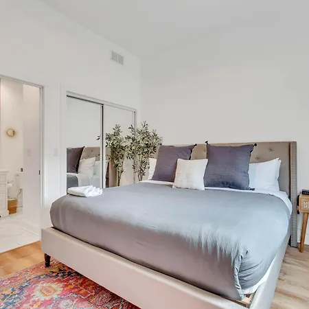 Bright Modern 4bd 2ba In The Heart Of Wrigleyville Chicago