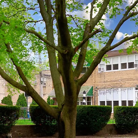 Northside Famlynest Lincoln Sq 4br 2ba 2p Rare Find Holiday home *
