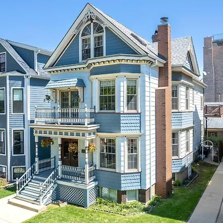 New! Xl North Center - 2 Car Garage And Ev Charger! Patios!