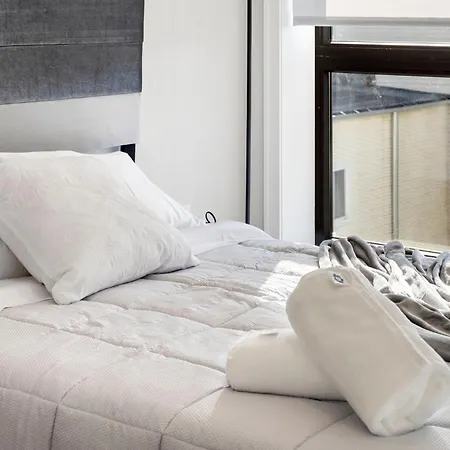 Contemporary Luxury: New 3br 2ba Stylish Haven Apartment *