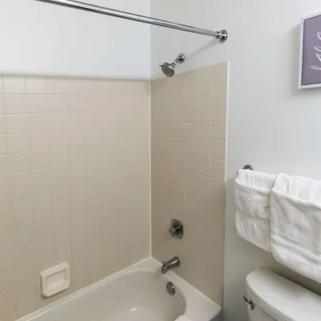 Ultimate 3br Luxury Near Navy Pier With Gym & Pool By Envitae