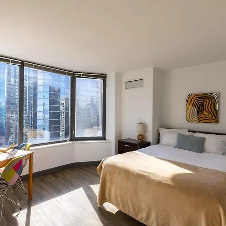 Apartment Ultimate 3br Luxury Near Navy Pier With Gym & Pool By Envitae