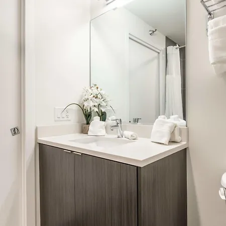 3br Luxury Glass With Views *