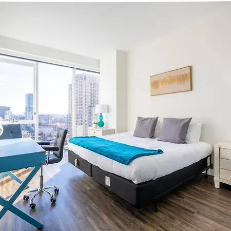 3br Luxury Glass With Views * Chicago