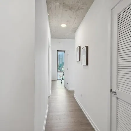2br Luxury River North With Wonderful Views *