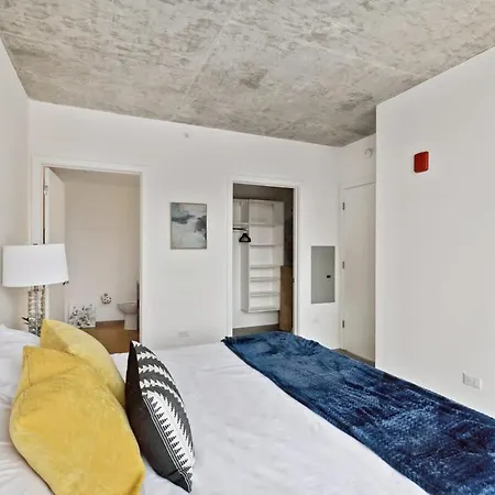 Apartment 2br Luxury River North With Wonderful Views *