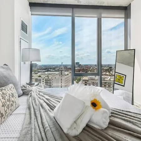 2br Stunning River North With Pool & Views