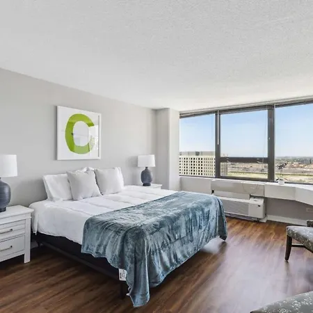 Apartment 2br Modern South Loop With Views & Gym *