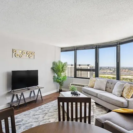 2br Modern South Loop With Views & Gym Apartment Chicago