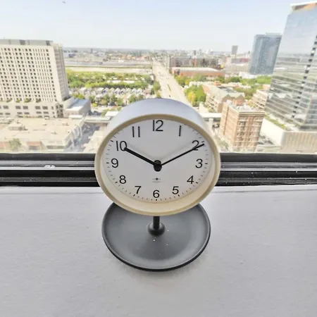 2br Modern South Loop With Views & Gym * Chicago