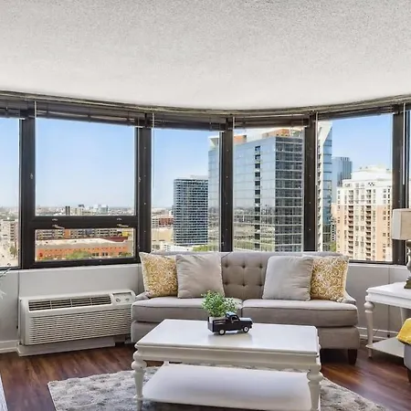 2br Modern South Loop With Views & Gym
