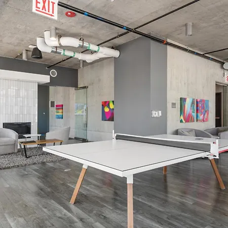 Linea Luxury Living With Indoor Pool And Rooftop Views In The Loop Apartment Chicago