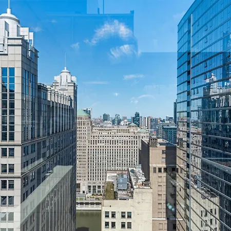 Linea Luxury Living With Indoor Pool And Rooftop Views In The Loop