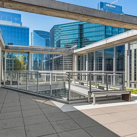 Apartment Linea Luxury Living With Indoor Pool And Rooftop Views In The Loop *