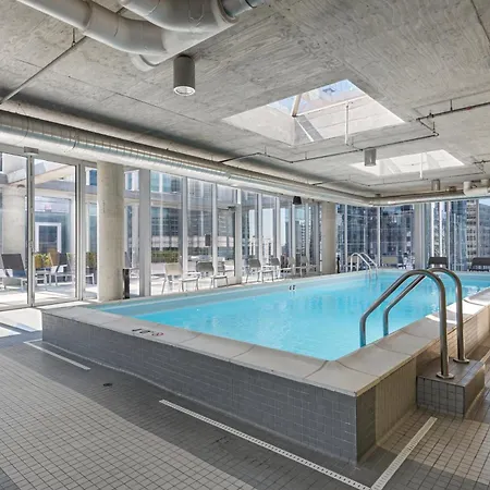 Apartment Linea Luxury Living With Indoor Pool And Rooftop Views In The Loop Chicago