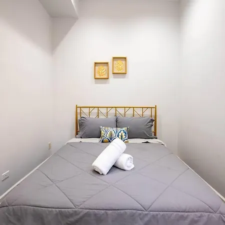 Apartment Lincoln Park 3 Bedroom Penthouse
