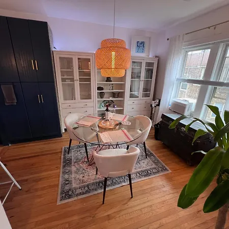 Lakeside Loft - Historic Chicago