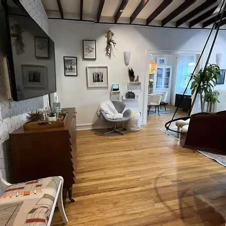Apartment Lakeside Loft - Historic Chicago
