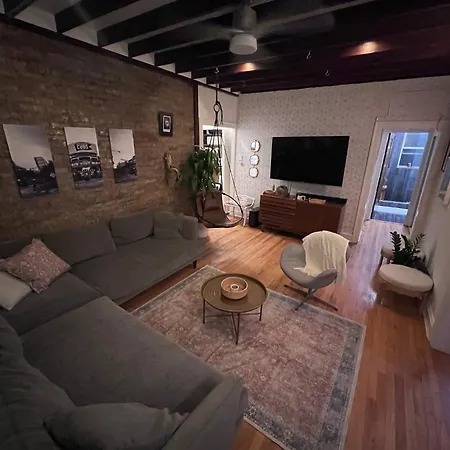 Apartment Lakeside Loft - Historic *