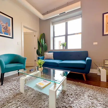 Cozy 420-friendly 3br Retreat Near Mccormick Place, Grant Park And Soldier Field Chicago