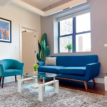 Cozy 420-friendly 3br Retreat Near Mccormick Place, Grant Park And Soldier Field Apartment *