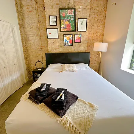 Apartment Cozy 420-friendly 3br Retreat Near Mccormick Place, Grant Park And Soldier Field Chicago