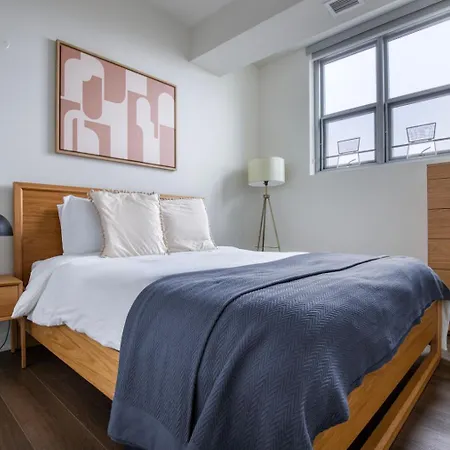River West 2br W Party Nr Fulton Market Chi-1024 * Chicago