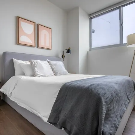 River West 2br W Party Nr Fulton Market Chi-1024