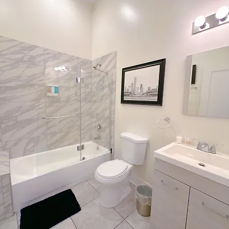 Spacious 420-friendly 2br Retreat Near Mccormick Place, Grant Park And Soldier Field Chicago