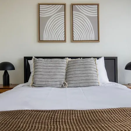 Streeterville 1br W Party Nr Navy Pier Chi-1002