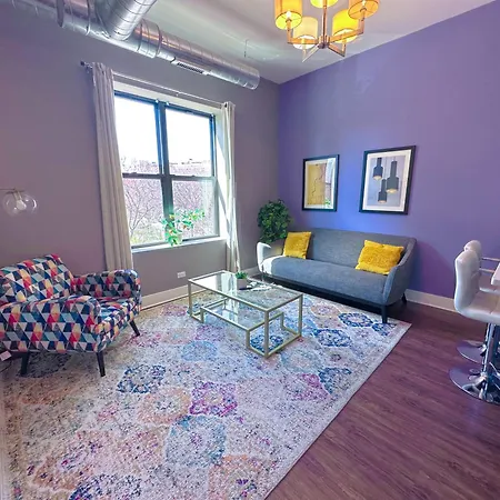 Spacious 420- Friendly 3br With Optional Parking Near Mccormick Place, Soldier Field & Uic Campus * Chicago