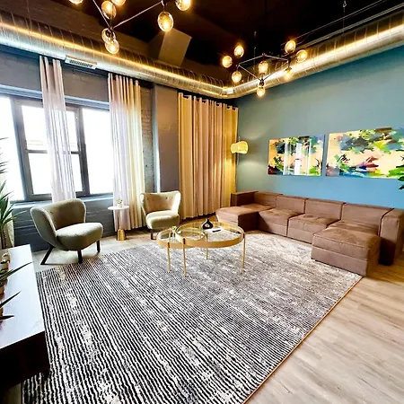Apartment Spacious 5br Luxury Perfect For Group Sleeps 12 Near Mccormick Place, Grant Park And Soldier Field Chicago