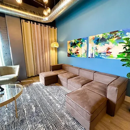Spacious 5br Luxury Perfect For Group Sleeps 12 Near Mccormick Place, Grant Park And Soldier Field *