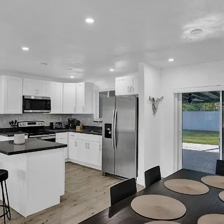 Very House In Chicago