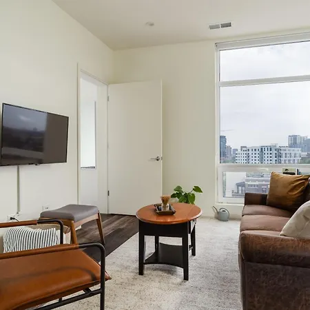 Flexhome River West Luxury 1br N6 With Gym And Rooftop Chicago