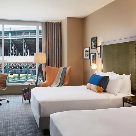 Zachary, Chicago, A Tribute Portfolio Hotel