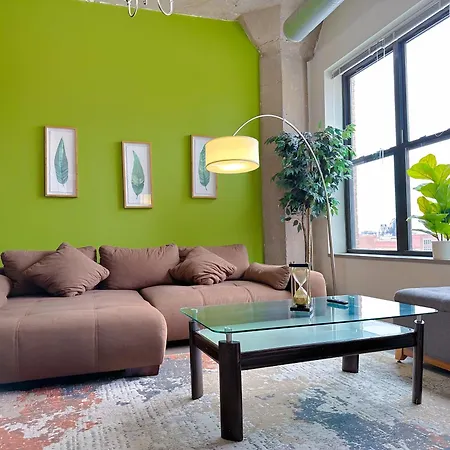 Family-friendly 3br Near Mccormick Place, Soldier Field & Shedd Aquarium, A Prime South Loop Spot Apartment