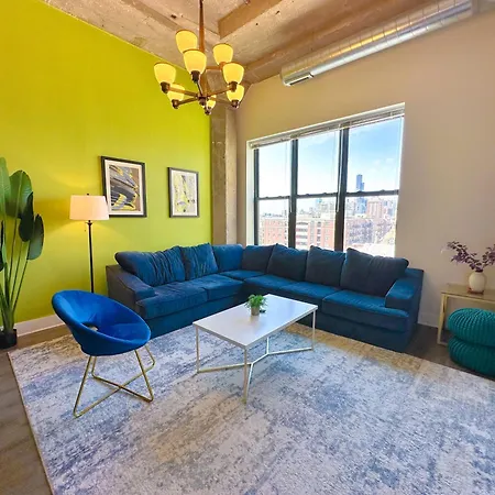 Apartment Luxury Cozy 2br With Optional Parking And Gym Access Near Mccormick Place, Lakefront And Soldier Field *