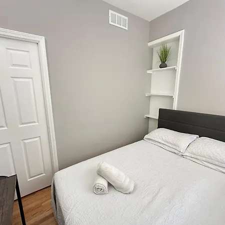 Homestay Wonderful Close To Downtown - Free Parking Chicago