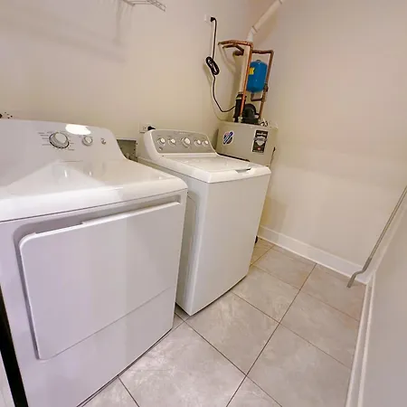 South Loop 3br Group Comfort Near Downtown, Grant Park, Soldier Field And Mccormick Place