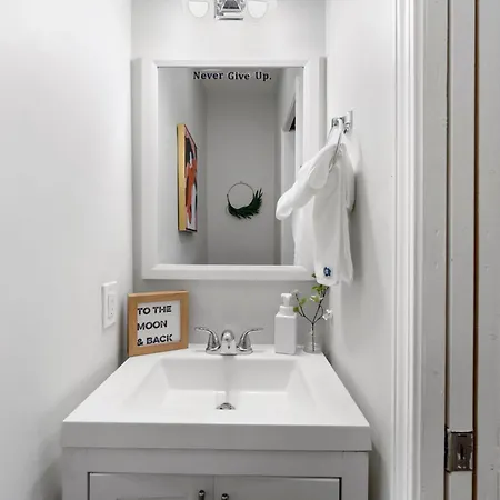 Holiday home Treasure 4 Bed Getaway Chicago
