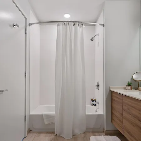 Avenir West Loop Penthouses With Iconic Views Apartment *